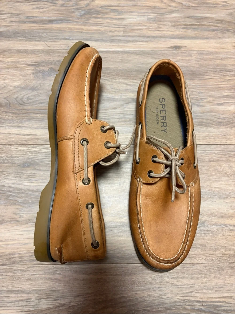 Sperry Top-Sider Leeward 2-Eye Boat Shoes Men’s 10.5 Sahara Leather